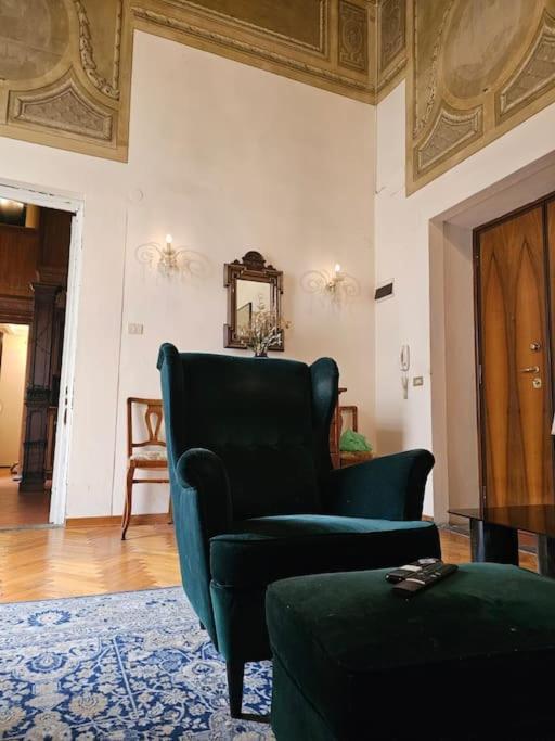 Appartamento Storico Nel Centro Firenze Bagian luar foto