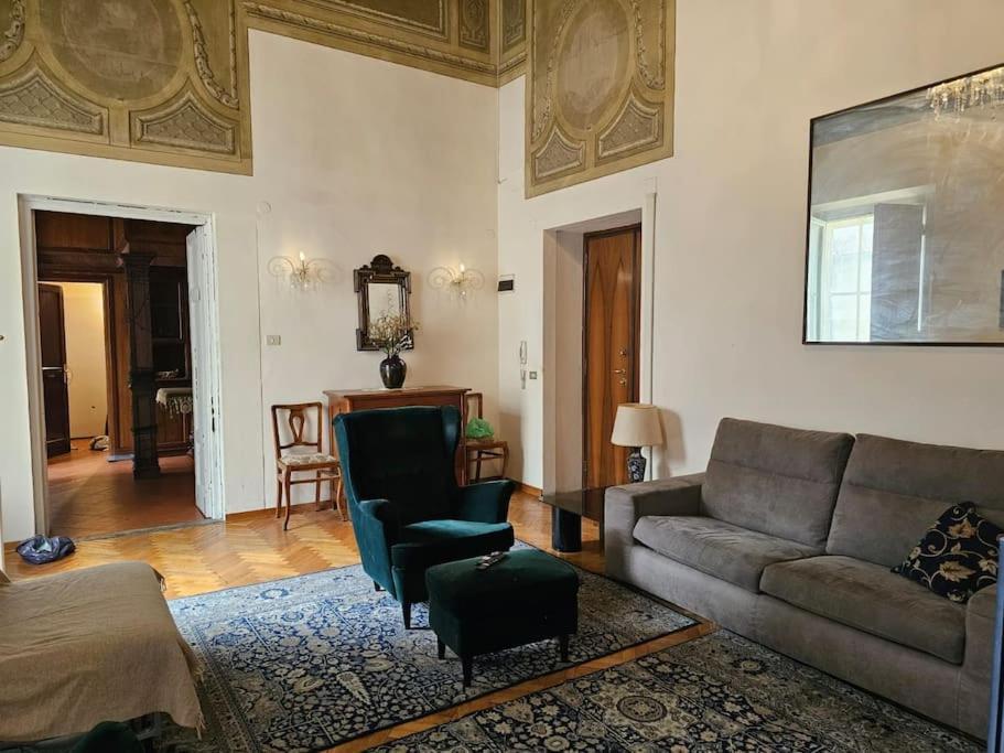 Appartamento Storico Nel Centro Firenze Bagian luar foto